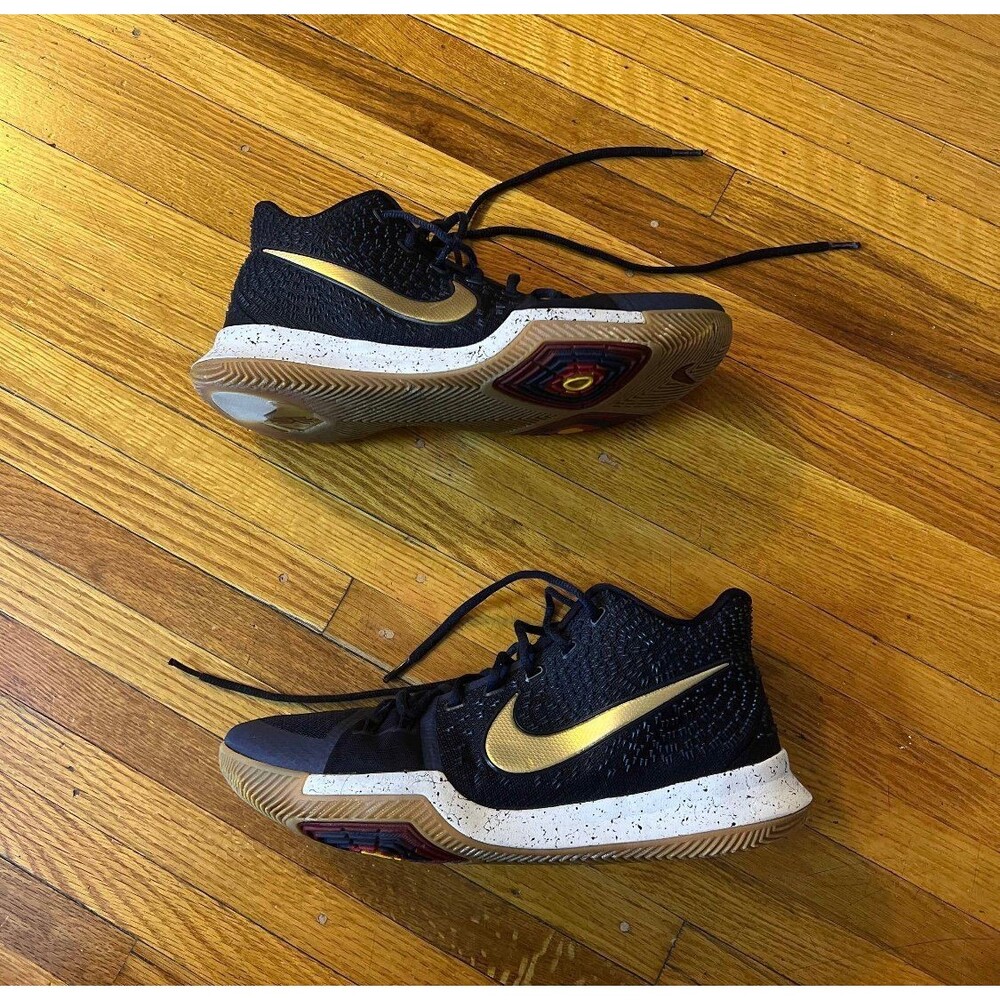 Authentic Kyrie 3 Obsidians size 10.5 M
